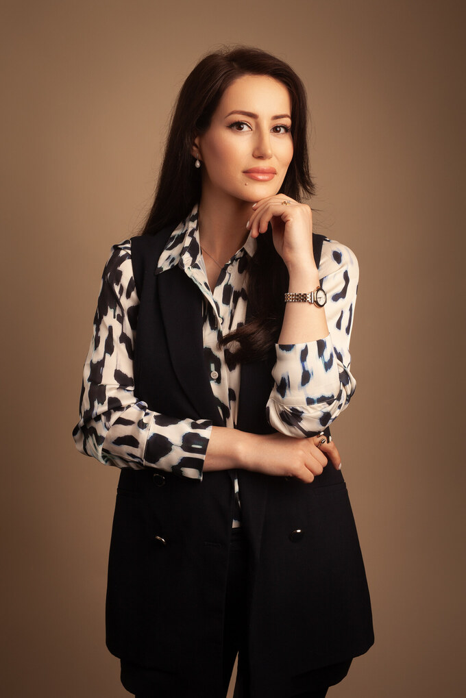 Maria Sarkisjan - Financial Employee